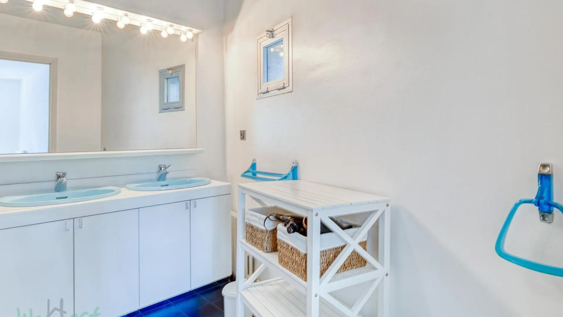 Appartement Les Pieds Dans L'Eau Saint-Raphael  Apartment